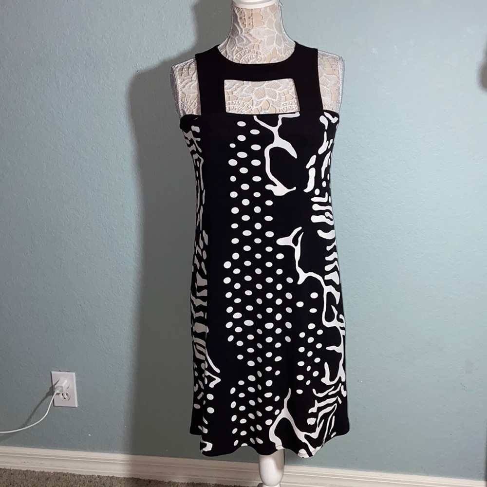 Like New Eva Varro Abstract Pattern Sleeveless Sh… - image 1